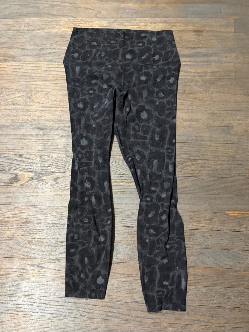lululemon athletica Black Charcoal Leopard Print Leggings